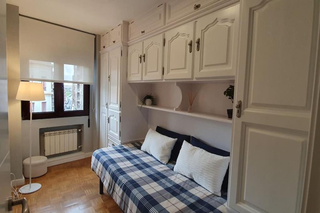 גיחון Moderno Apartamento En El Centro. El Carmen Wifi מראה חיצוני תמונה
